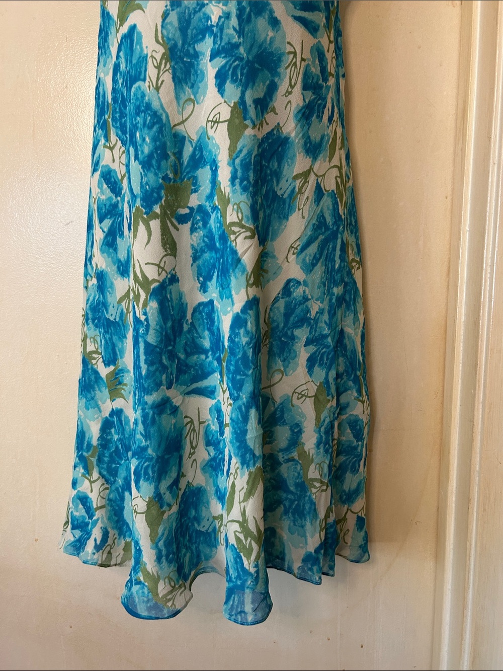 Ann Taylor Vintage Blue Silk Floral Slip Midi Dress size 6P - Picture 5 of 13